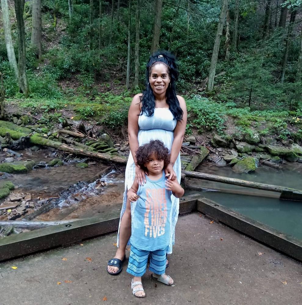 Meet your Posher, Jasmine